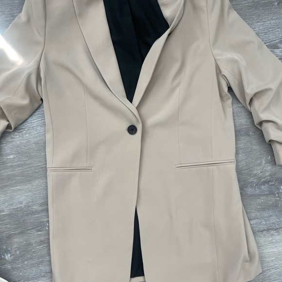 H&M oversized blazer - Picture 3 of 4